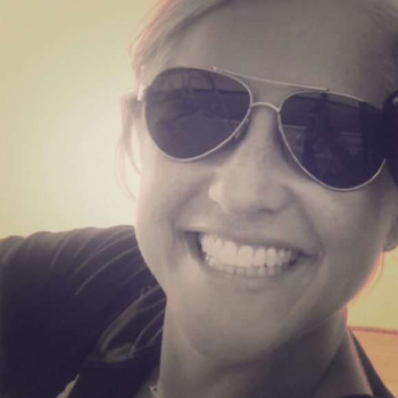 Meet your Posher, Leigh - Picture 1 of 1